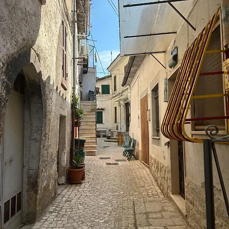 La Casa Della Rocca Roccantica