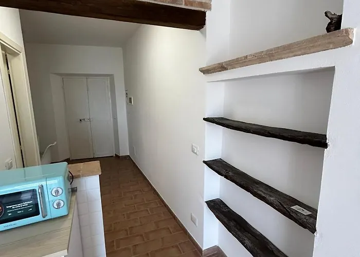La Casa Della Rocca Roccantica