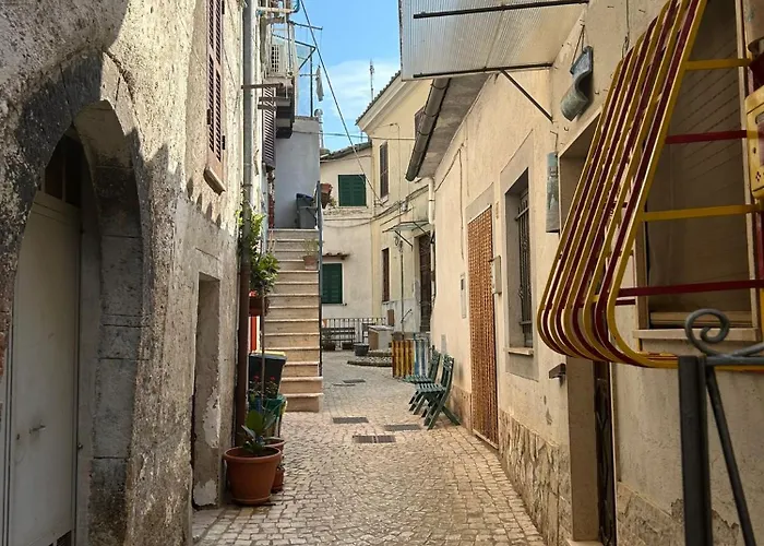 La Casa Della Rocca Roccantica